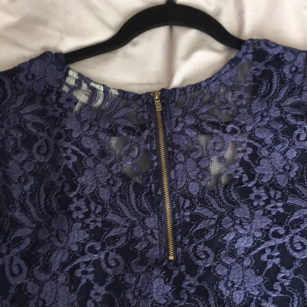 Jessica Simpson maternity lace blouse - Picture 4 of 5